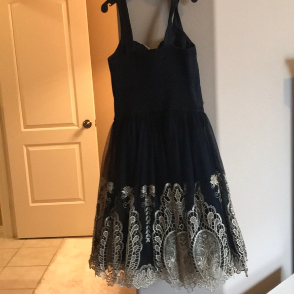 Black and Gold Embroidered Dress - Picture 3 of 3